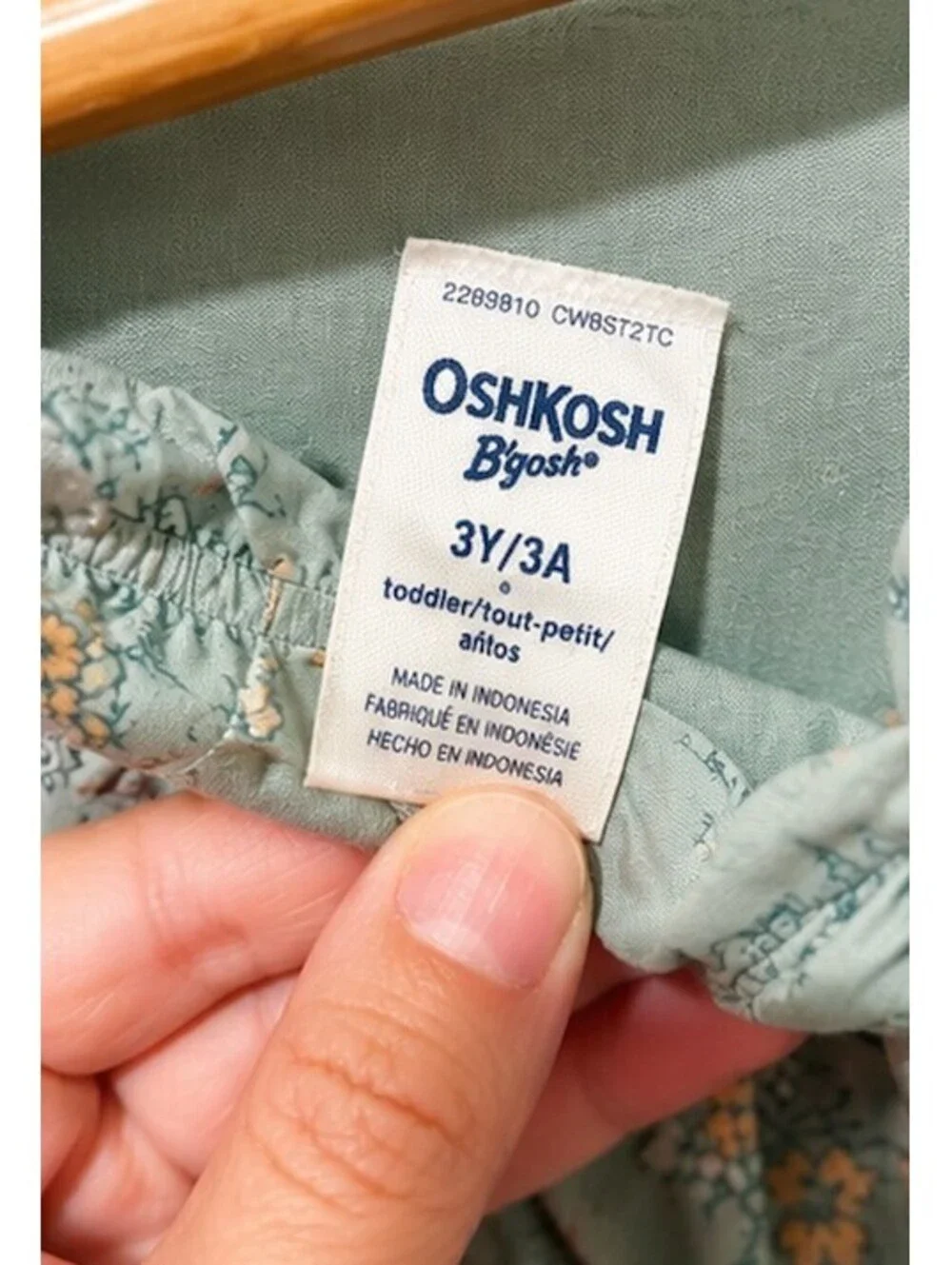 OshKosh Bgosh this oshkosh